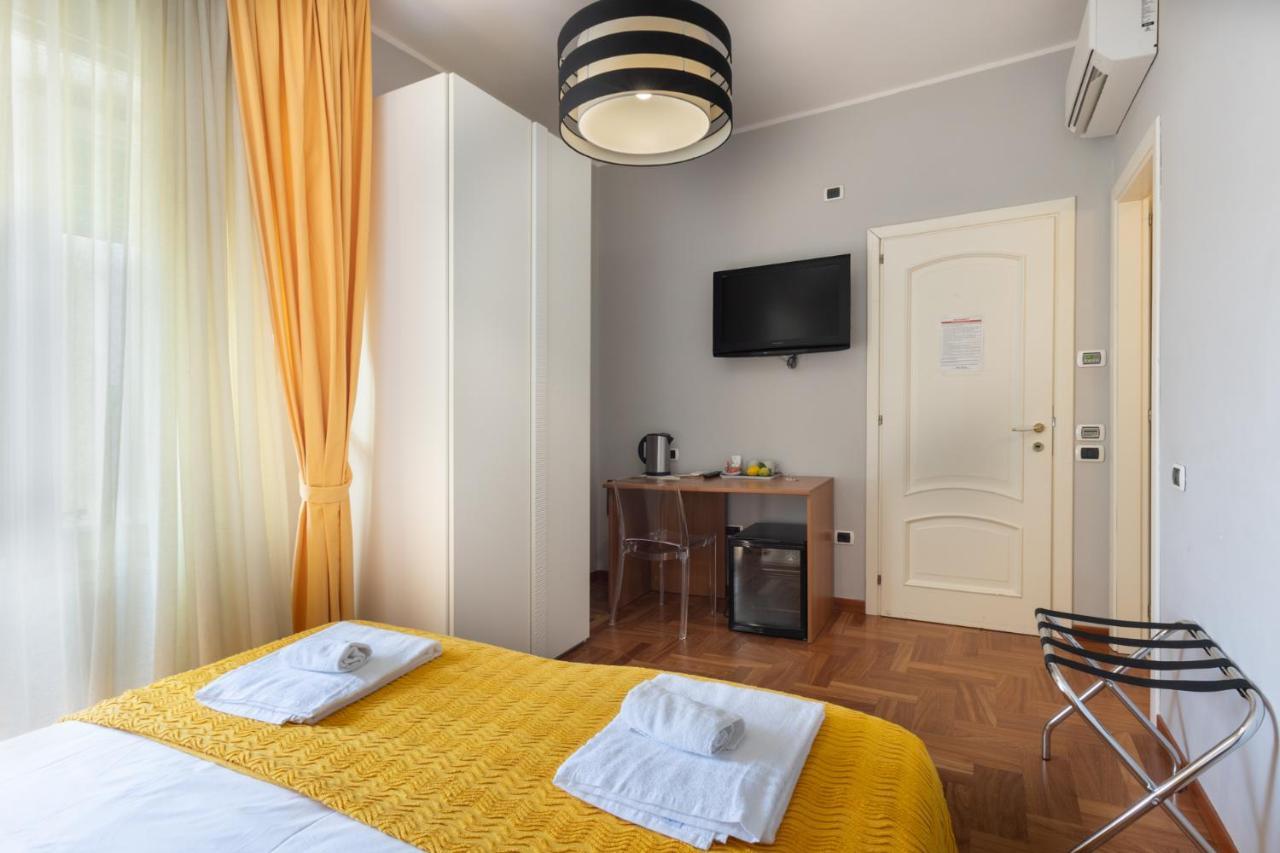 Bed And Breakfast Del Fiore Каляри Екстериор снимка